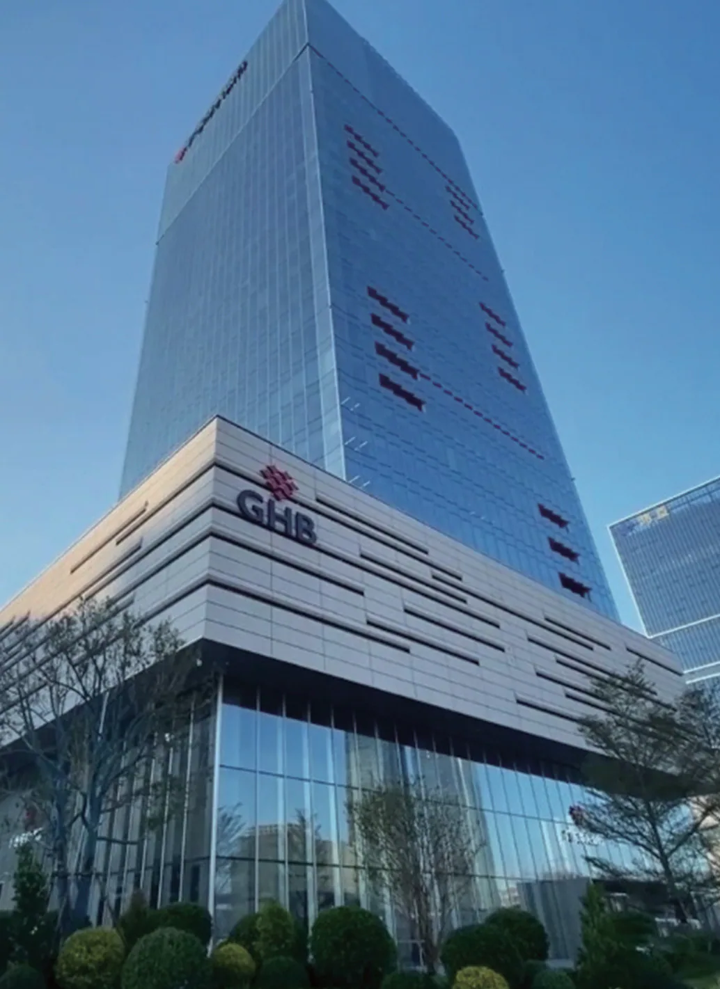 Huaxing Bank Headquarters, Guangzhou (33 Floors)